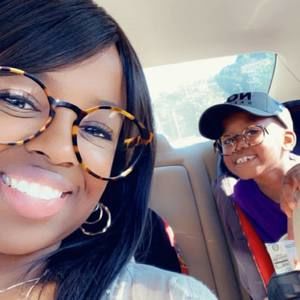 Meet your Posher, Monica